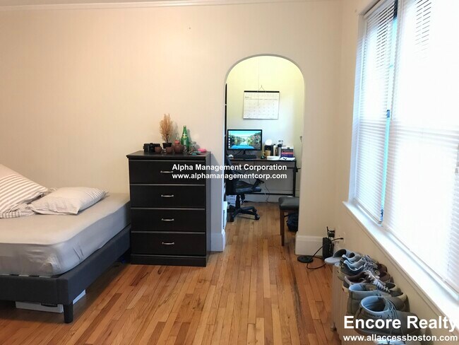 349 Pleasant St unit A1-17, Malden, MA 02148 - photo 3