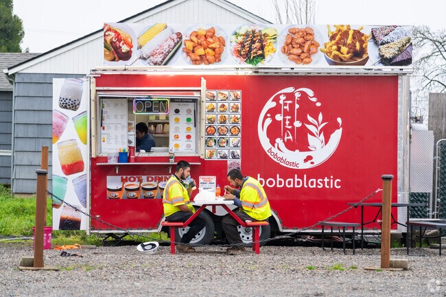 Bobablastic is a food truck in the Bethel Neighborhood serving bubble tea and snacks.