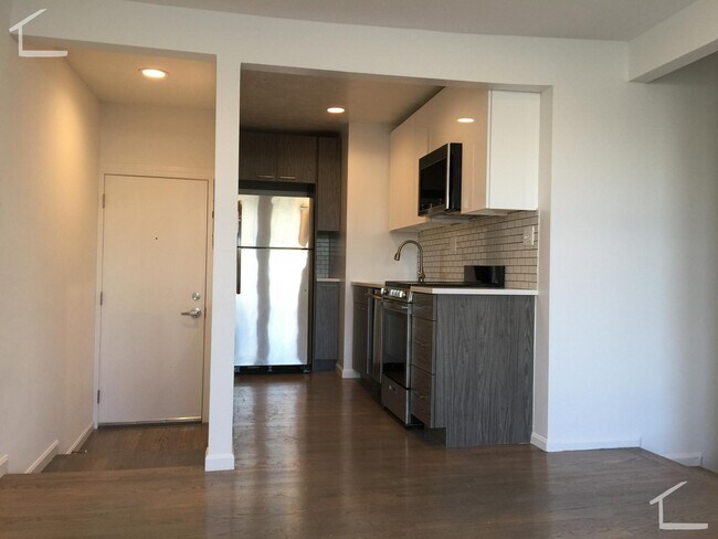 19 Peterborough St unit 22, Boston, MA 02215 - photo 2