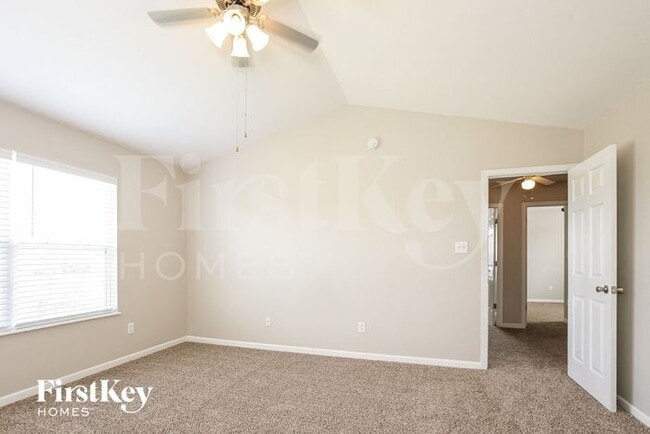 935 Kitner Ave, Avon, IN 46123 - photo 7