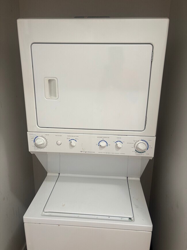 1918 W Diamond St unit 3, Philadelphia, PA 19121 - photo 6