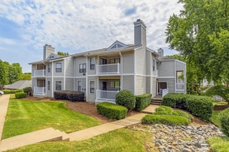 7916 Harris Hill Ln, Charlotte, NC 28269