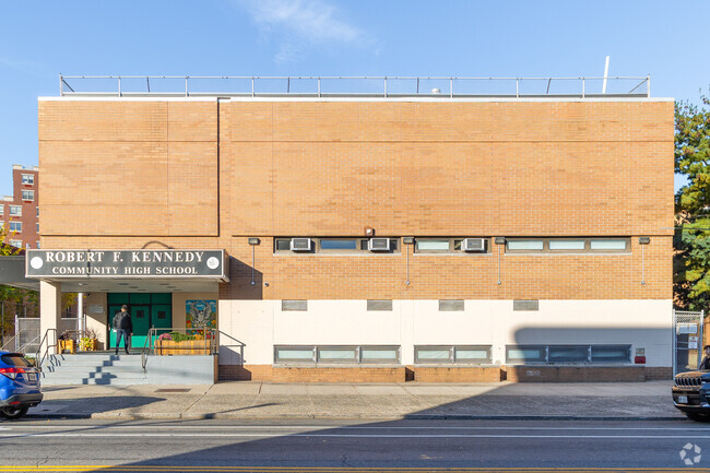 Robert F Kennedy Community High School has a student-teacher ratio of 14 to 1.