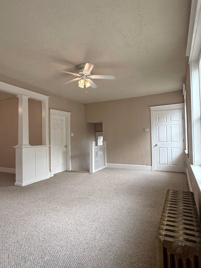 1324 Mccausland Ave unit 2F, Saint Louis, MO 63117 - photo 3