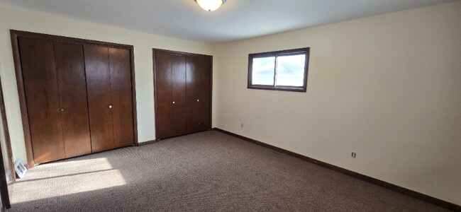 214 4th Ave, Minnesota Lake, MN 56068 - photo 4