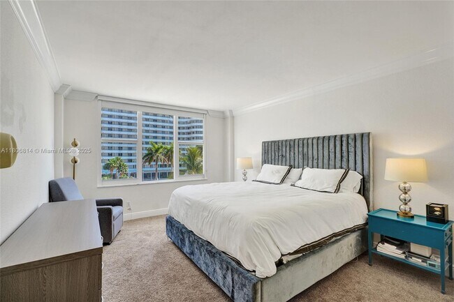 5600 Collins Ave unit 5C, Miami Beach, FL 33140 - photo 6