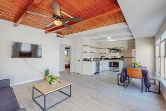 724 Truman St NE, Albuquerque, NM 87110