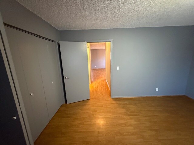 14732 Burbank Blvd unit 14732-A, Los Angeles, CA 91411 - photo 4