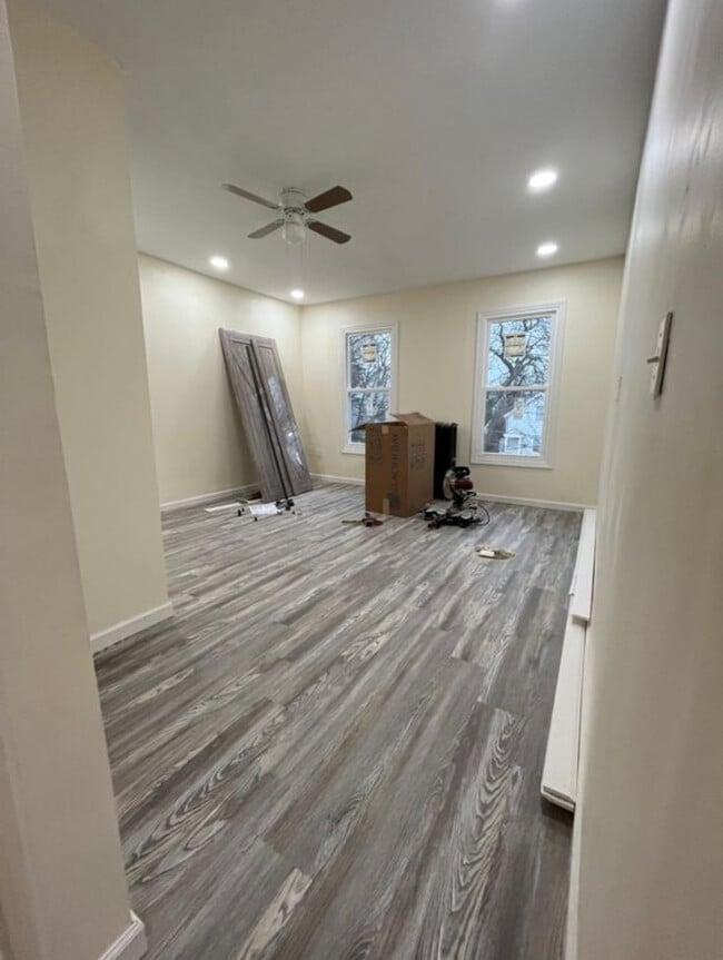 94 Carlisle St unit 2 bedroom apartment, New Haven, CT 06519 - photo 7