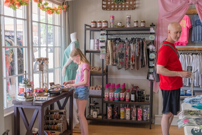 Discover The Fig Tree, an enchanting boutique in Jacksonville.