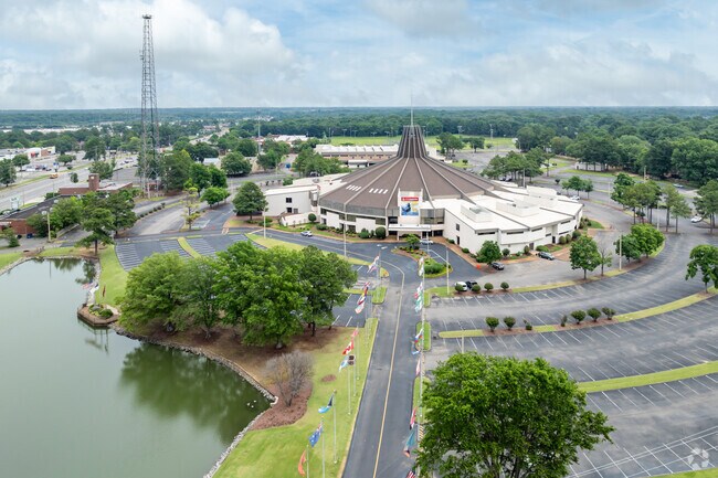 World Overcomes Christian Academy in Memphis has ample parking.