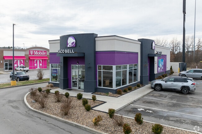 Berea residents enjoy a variety of quick-service and fast-casual restaurants.