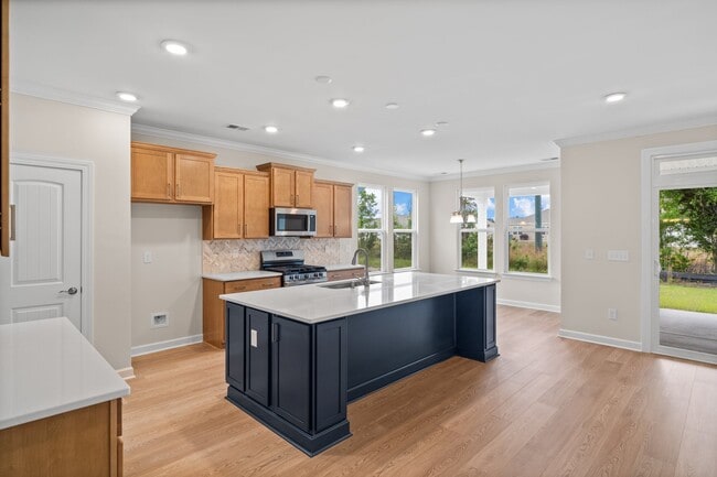 363 Broughton Dr, Myrtle Beach, SC 29579 - photo 3