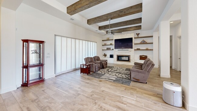 113 Tesoro Perdido Cove, Liberty Hill, TX 78642 - photo 2