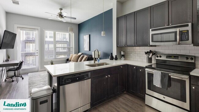 3501 Ross Ave unit 2012, Dallas, TX 75204 - photo 4