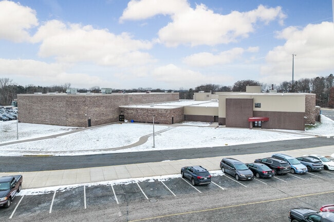 Mahtomedi Senior High School has an overall graded A- on Niche.