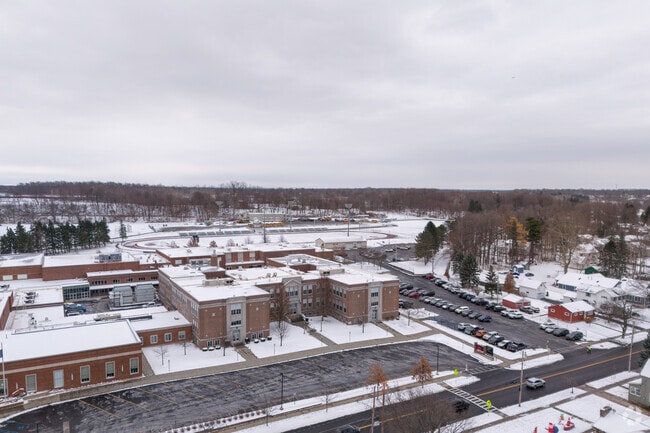 At least 95% of students at Akron High School are proficient in math.