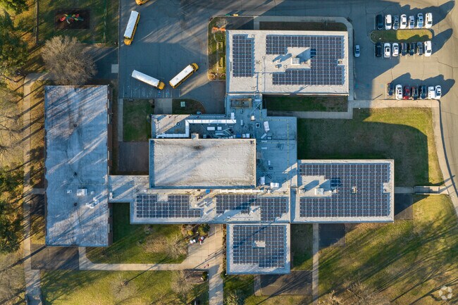 Harry S Truman Elementary's solar powered facility gives back to the environment.