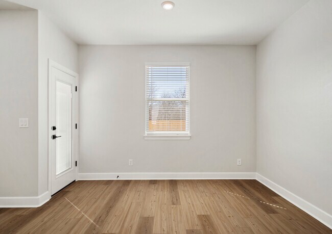 3009 Evyn Blvd unit 37002057, Mustang, OK 73064 - photo 7