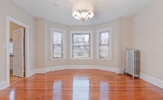 90 Gladstone St Unit 1, Boston, MA 02128