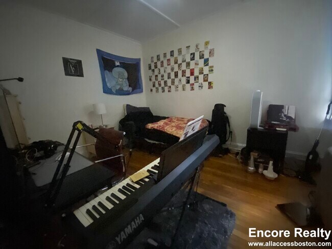 1175 Boylston St unit 29, Boston, MA 02215 - photo 4