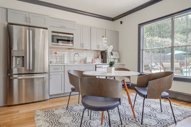 Vista Commons Apartments, Columbia, SC 29201 - photo 2