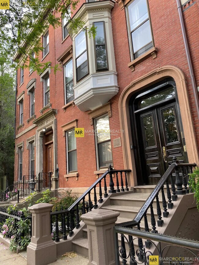 41 Monument Square unit Top, Boston, MA 02129 - photo 2