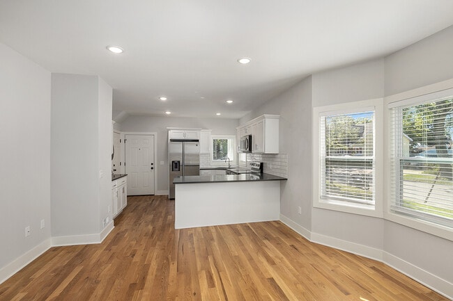 1100 Davis Ave NW unit 1, Grand Rapids, MI 49504 - photo 4