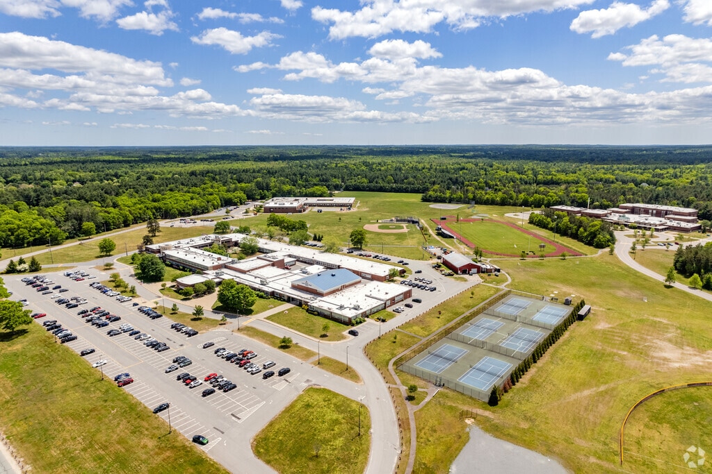 The Freetown Lakeville Regional School District has its main campus in the South Lakeville neighborhood.
