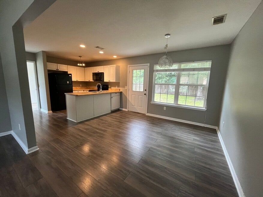 74 Front Run Place, Pembroke, GA 31321 - photo 1