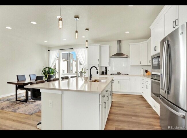 11205 W 53rd Ln, Arvada, CO 80002 - photo 7