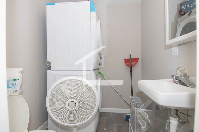 33 Long Ave unit 2, Allston, MA 02134 - photo 6