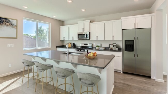 63269 Carly Ln, Bend, OR 97701 - photo 2