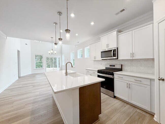 6413 Lila Crest Ln, Midlothian, VA 23112 - photo 6