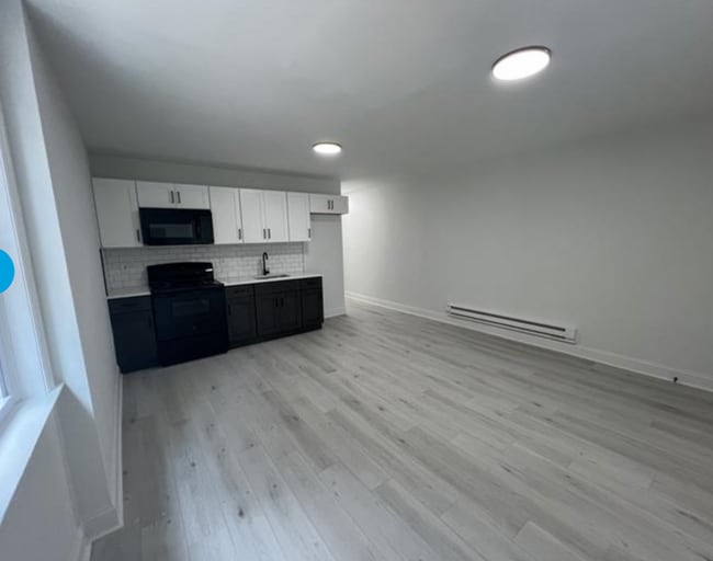 2702 W 7th St unit 1, Chester, PA 19013 - photo 6