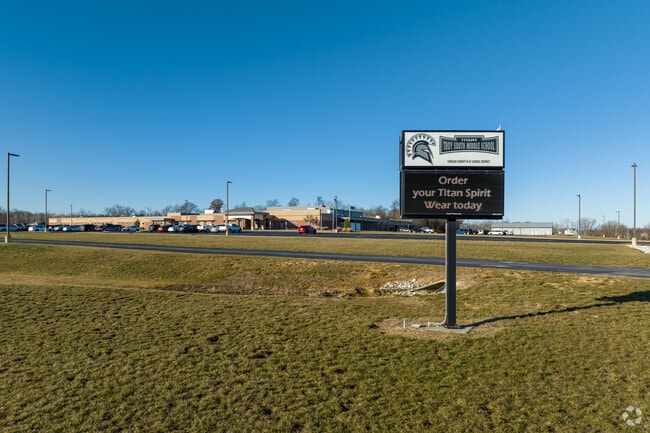 The Troy South Middle School Titans have a school football team.