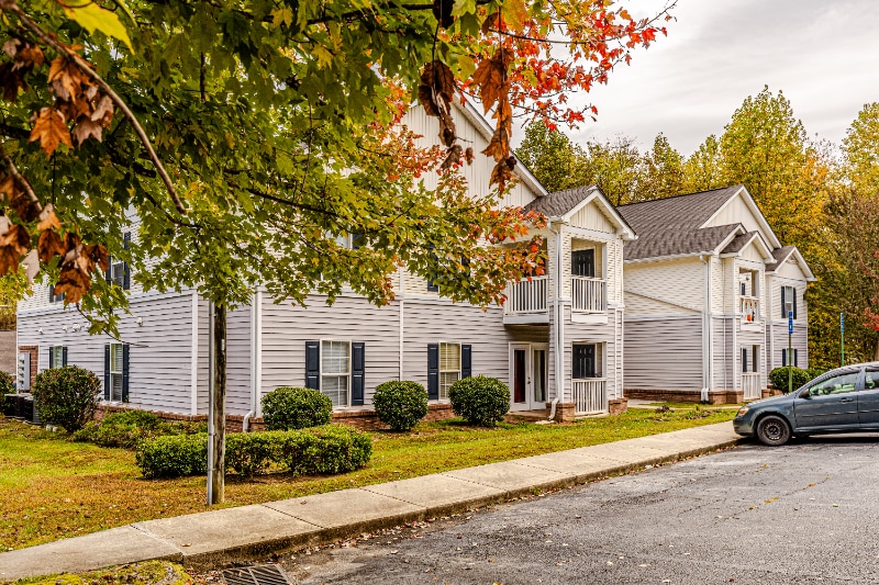 585 Franklin Grove Church Rd unit 2E, Bryson City, NC 28713 - photo 1