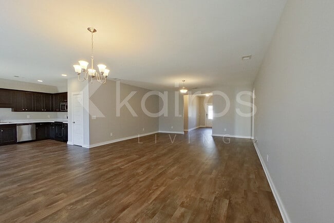 204 White Oak Cir, Lincoln, AL 35096 - photo 3