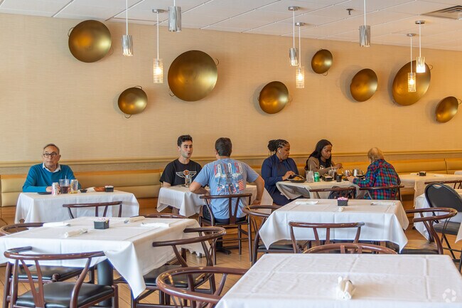 Seven Woks in Murray Hill Middle Heathcote is perfect for an authentic Chinese meal with a friendly staff.