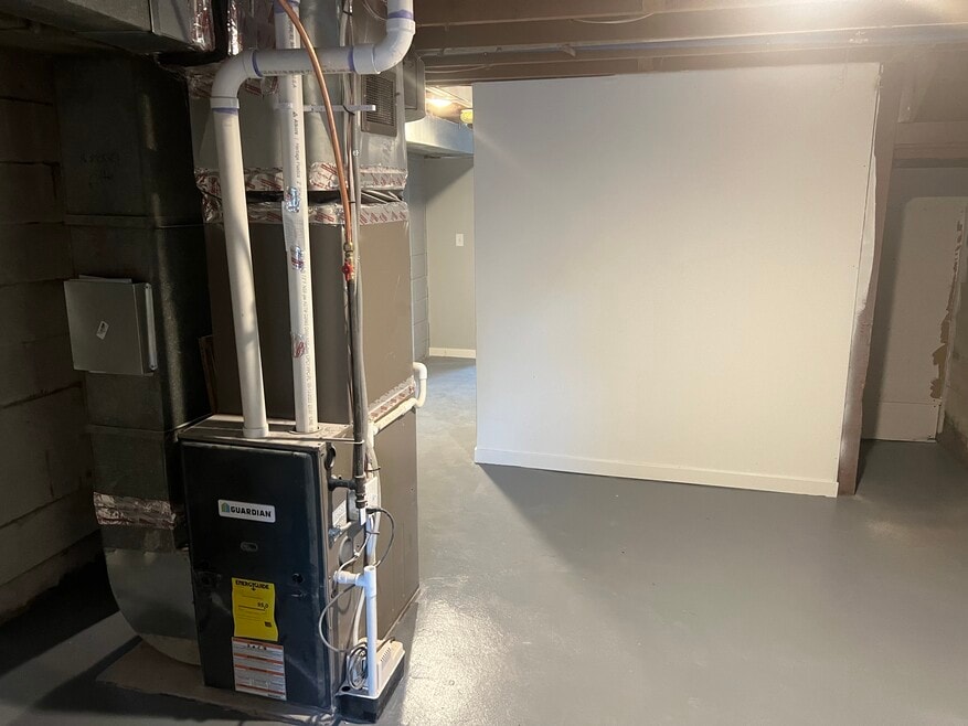 1020 Aurora Ave unit 1020 Aurora Ave, Saint Paul, MN 55104 - photo 1