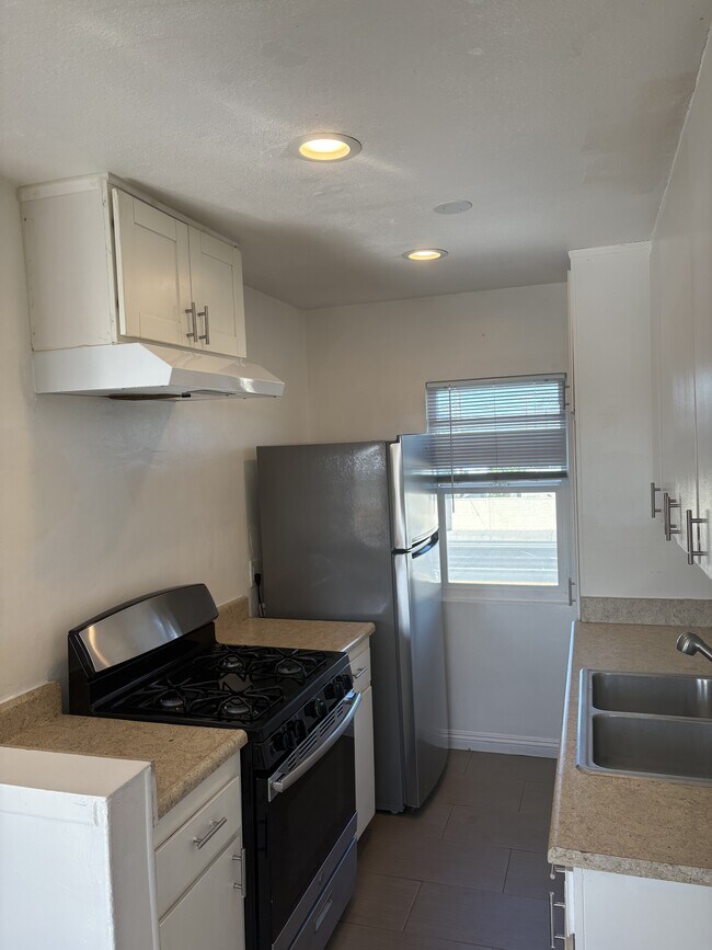 7702 Chapman Ave Unit 7702-4, Garden Grove, CA 92841
