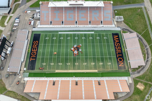 Kids can participate in a variety of competitive athletic programs at Washington High School.