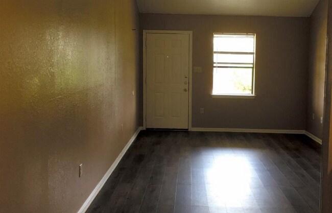 802 Industrial Ave unit 2, Copperas Cove, TX 76522 - photo 2