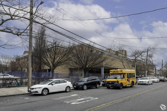 Millennium Art Academy has a student teacher ratio of 11 to 1.