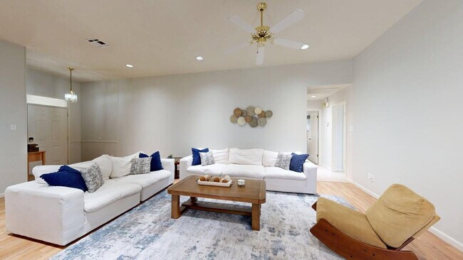 701 Summerglen Dr unit ID1328081P, College Station, TX 77840 - photo 7