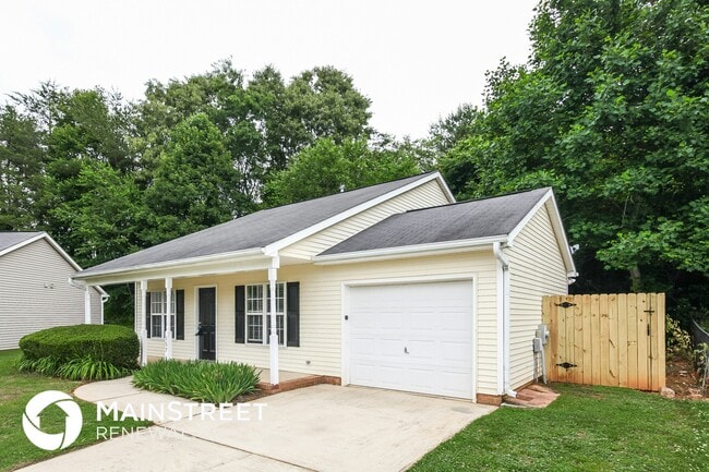 157 Westmont Dr, Winston Salem, NC 27104 - photo 2