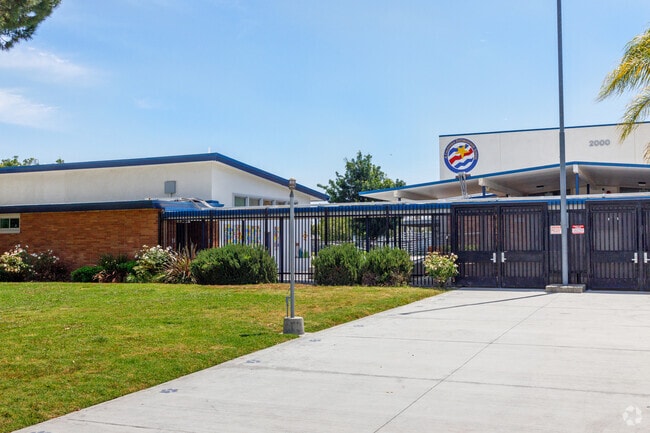 Cubberley School is part of the LBUSD in Plaza, Long Beach CA.