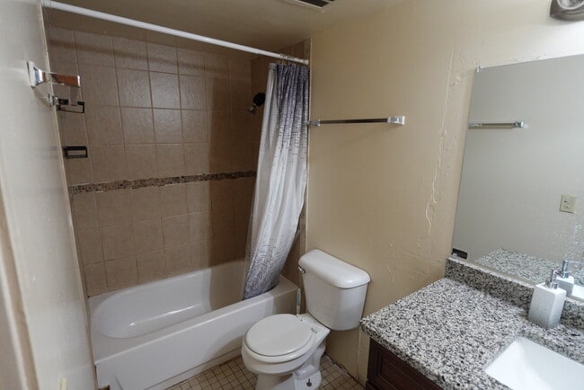 832 Packard St, Ann Arbor, MI 48104 - photo 6