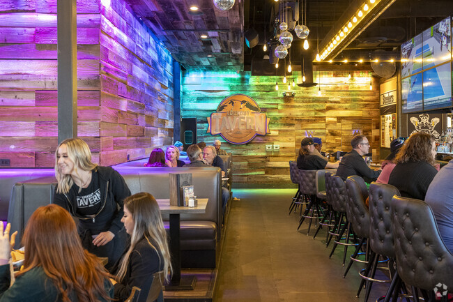 Grab cold drinks and dinner from a local favorite hangout, Lookout Tavern in Moon Valley.