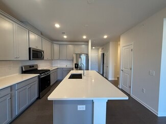 1 Culvert Dr Unit 409, West Windsor, NJ 08550